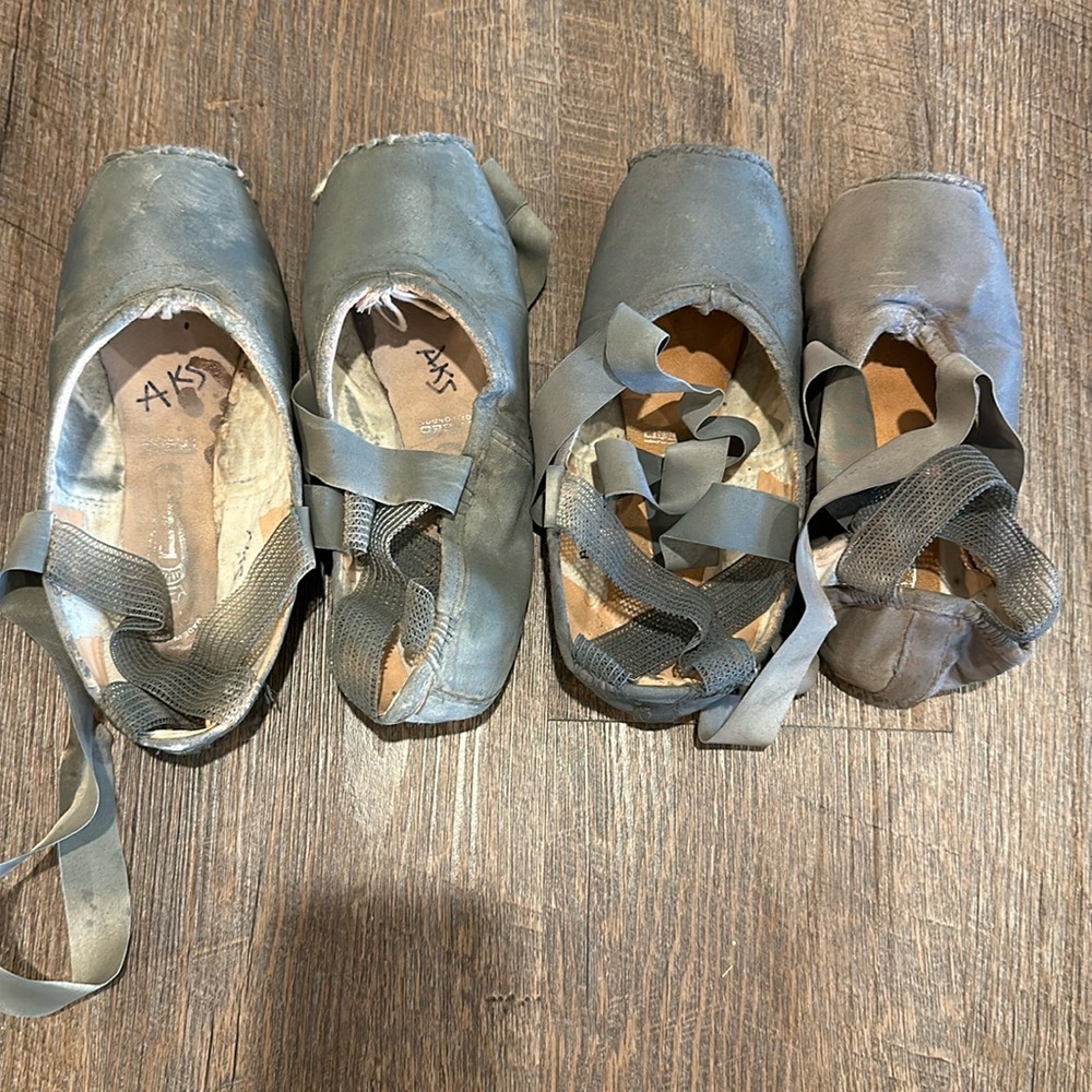 Pointe Shoes for Artwork!